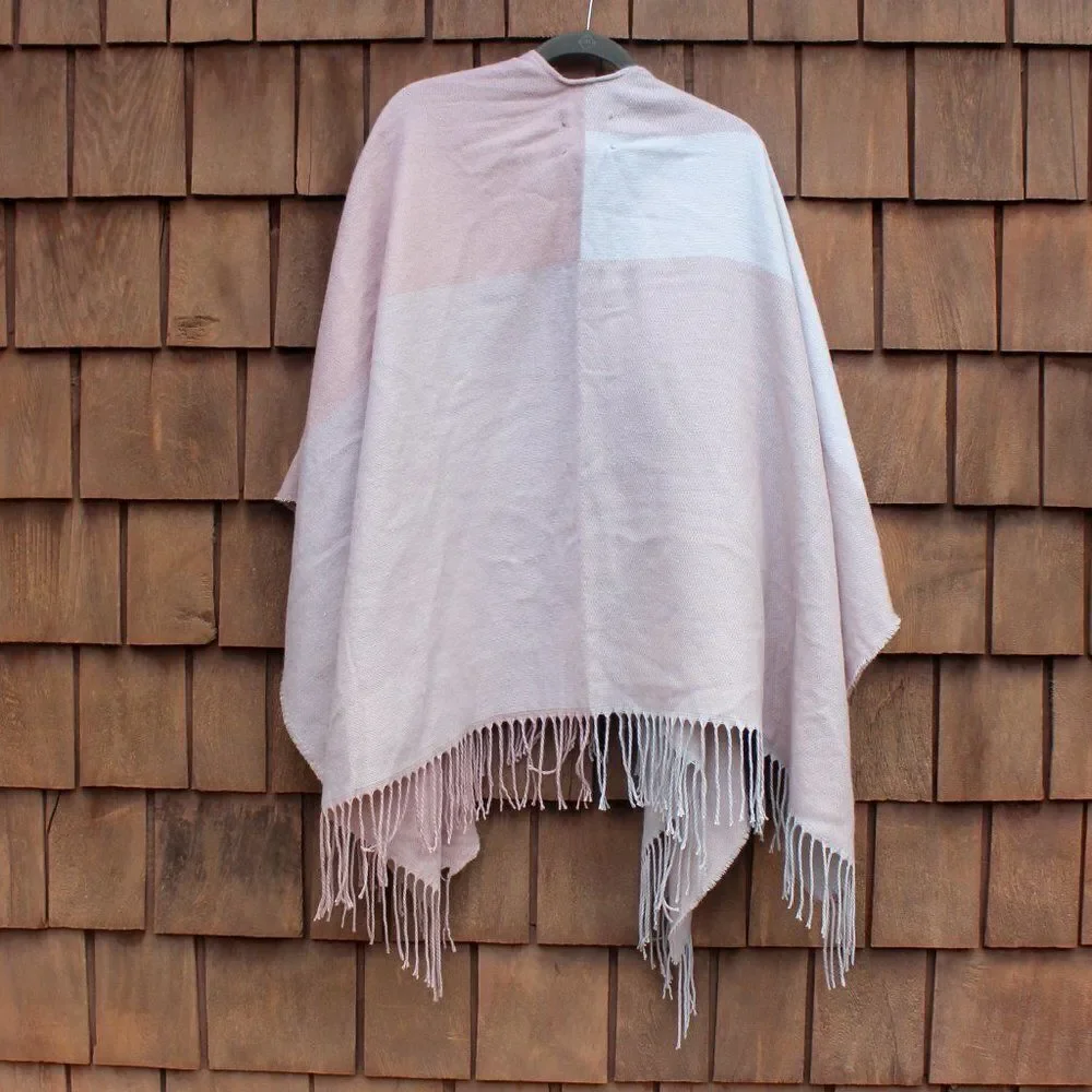 Soia & Kyo Scarfigan Scarf Poncho Cardigan Wrap Pink Plaid‎ Fringe NEW W/ Tags